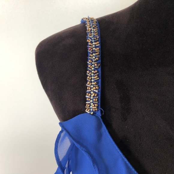 Elegant Blue Ruffle Dress - Picture 3 of 6